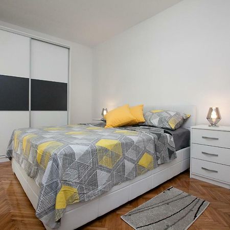 Downtown Apartment Kole زادار المظهر الخارجي الصورة